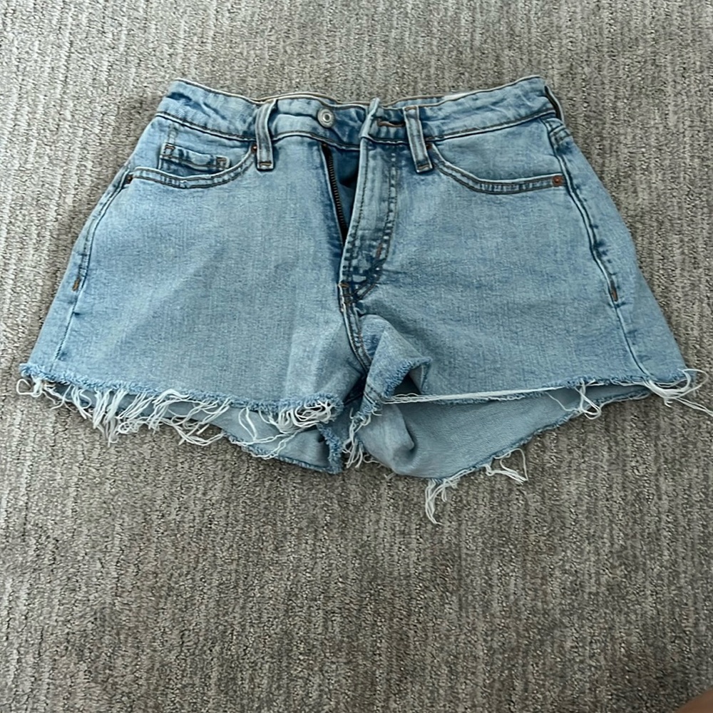 Old Navy High Rise Curvy Denim Shorts